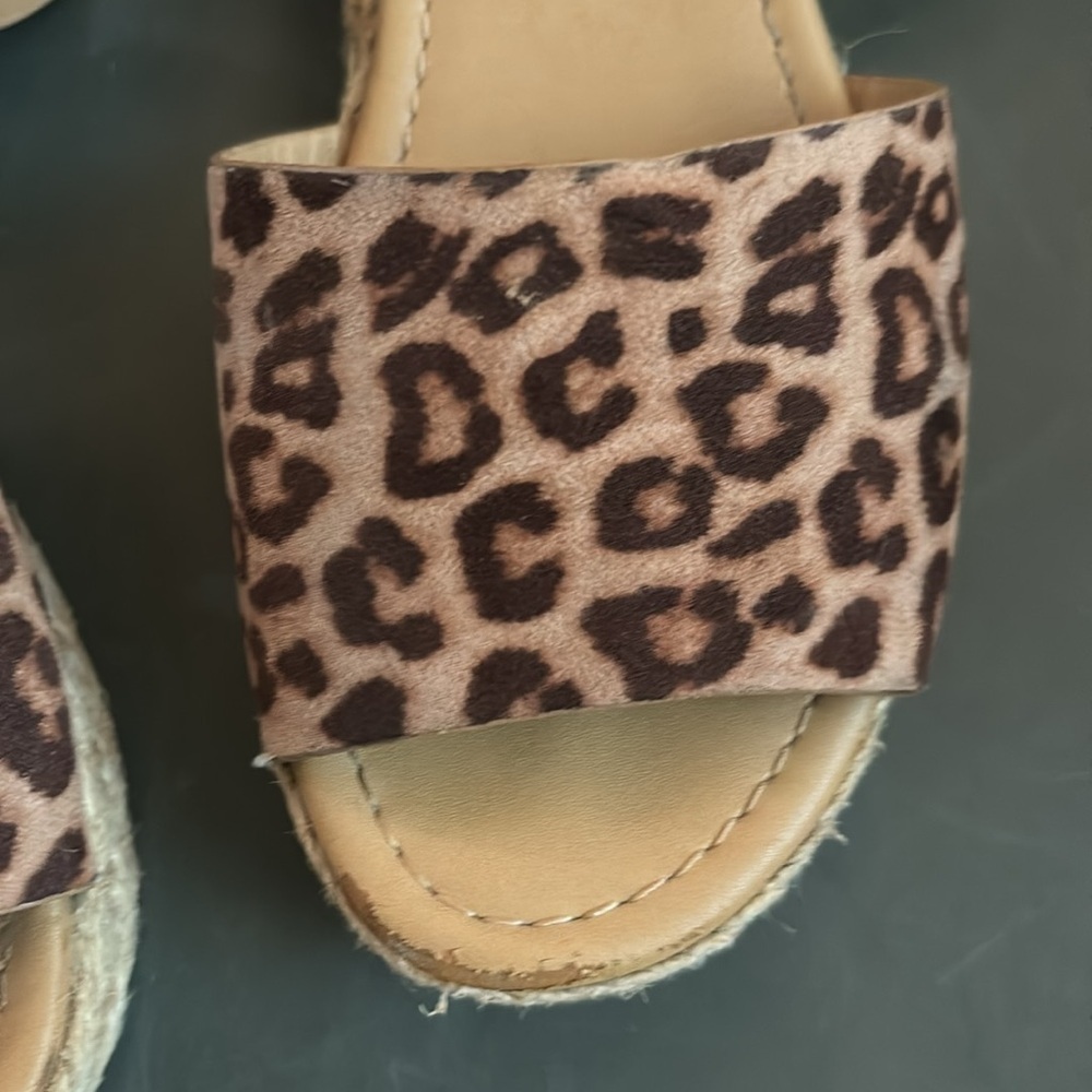 ❤️3 for $15! ❤️ SODA animal print sandals. Oat Cheetah! Size 2, ❤️3 for $15!❤️ - Picture 12 of 13